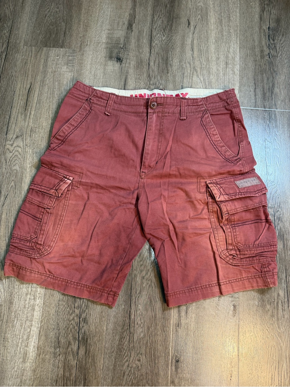 UNIONBAY Men's Brick Red Cargo Shorts